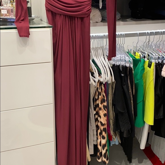 Alexandre Vauthier plunging v neck gown - Picture 5 of 12